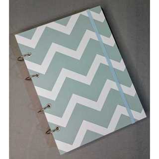 Caderno Argolado Chevron fichário, tamanhos (A4, B5 e A5) material escolar. em Oferta na Shopee