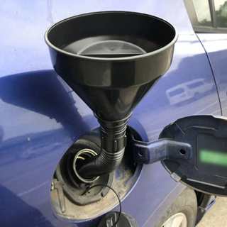 Funil Plástico Com Mangueira Sanfonada Com Alça Automotivo Óleo Combustível Mecânica em Oferta na Shopee