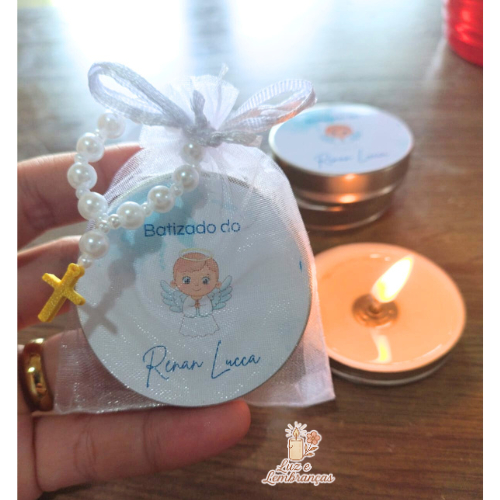 10 velas Luxo no saquinho de organza e Mini terço lembrancinha de batizado Anjinho