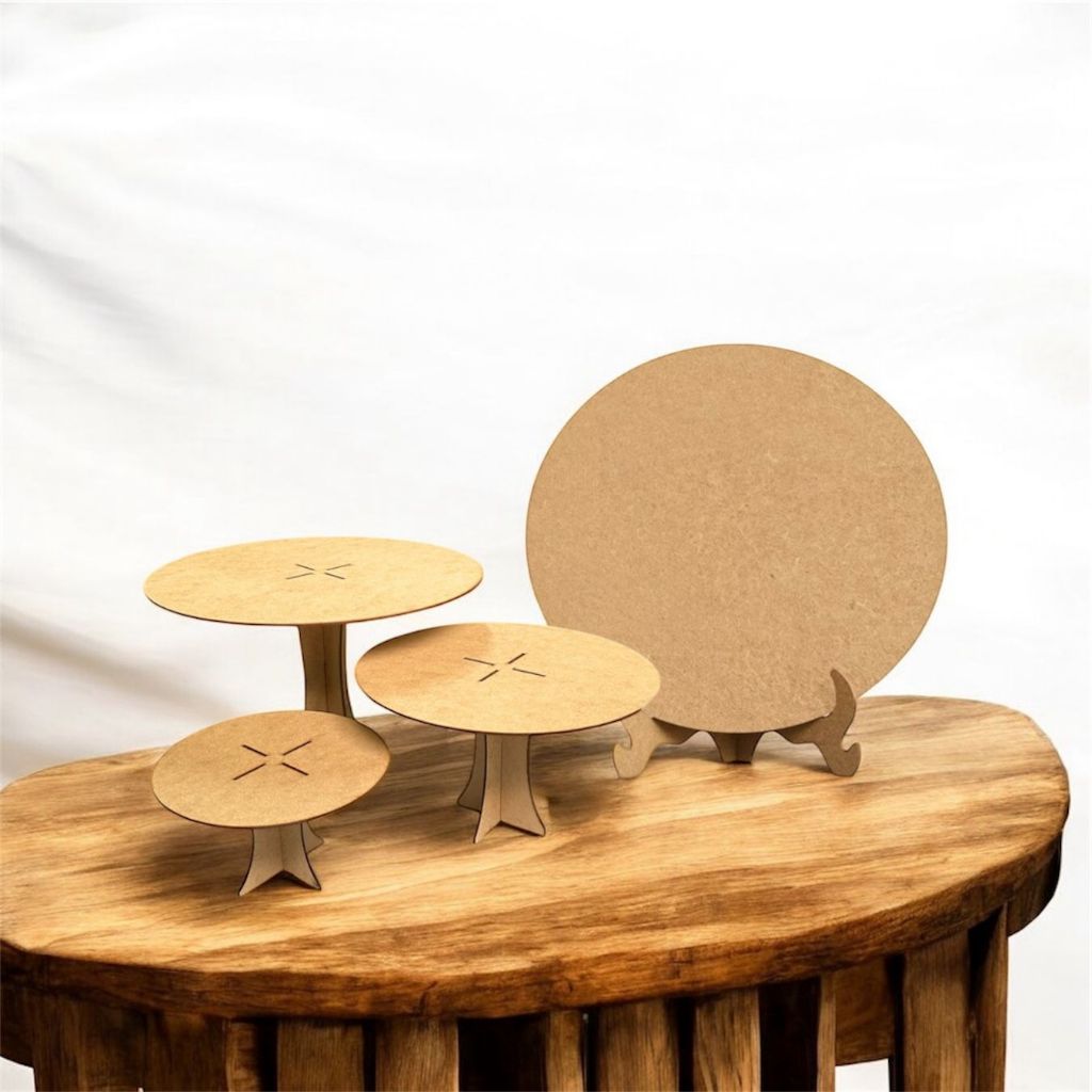 Kit Painel e Trio de Boleira em MDF Para Decoração de Festas Porta Doces e Bolos