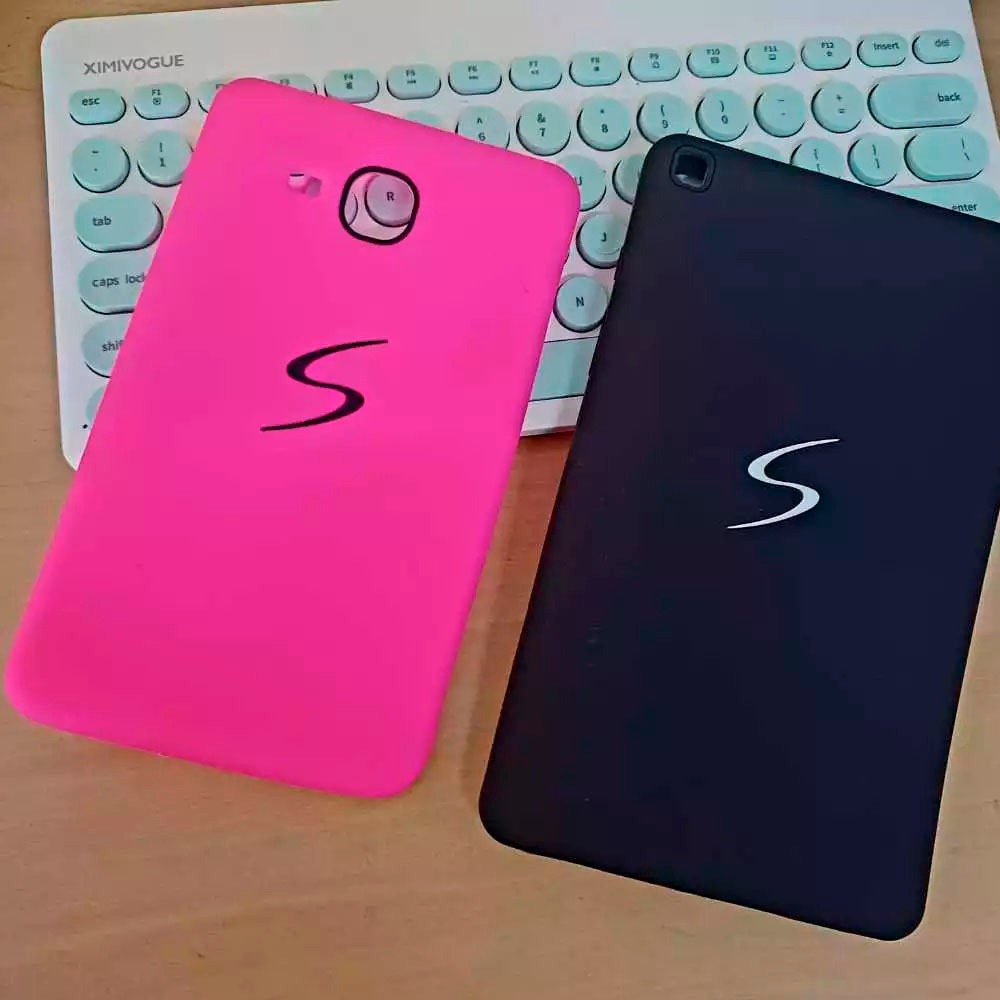 Capa protetora de silicone para tablet