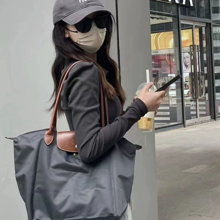 Bolsa Feminina Dobrável de Nylon impermeável com alça Reforçada ,para o trabalho diária em Oferta na Shopee