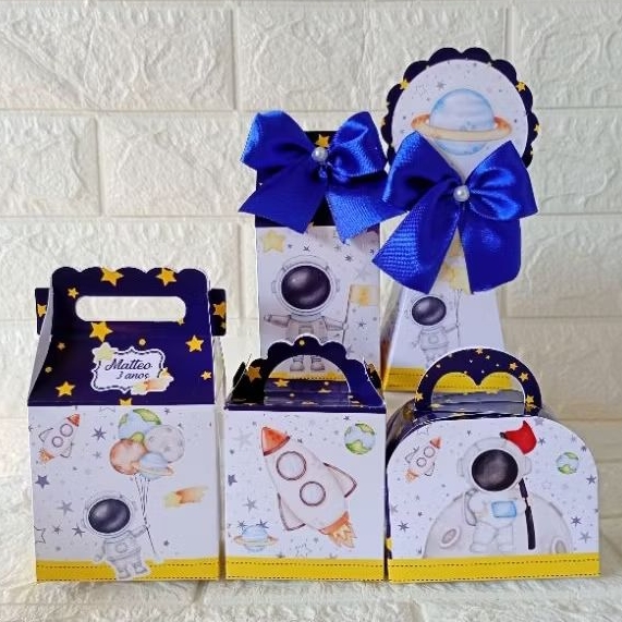 Kit Personalizados Astronauta Aquarela ( PEGUE E MONTE ) Lembrancinha personalizada festa infantil mimos