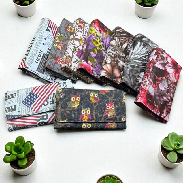 Carteira Feminina Com Divisórias Para Cartões Dinheiro E Documentos Com Divisórias