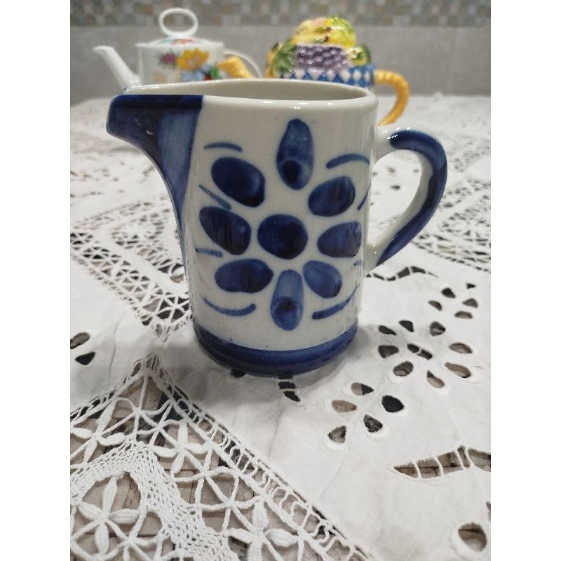 Leiteira/Jarra Porcelana Monte Sião, estampa floral, tradicional azul e branco