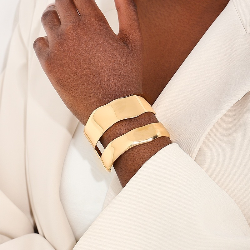 Pulseira Bracelete Feminina Aberta Ajustável,banhado a ouro 18k e prata 925, Estilo Sofisticado para Festa em Oferta na Shopee