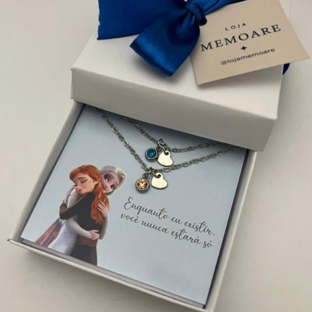 Colar Duplo Frozen Amizade ou Irmãs – Coração com Ponto de Luz + Caixa Presente em Oferta na Shopee