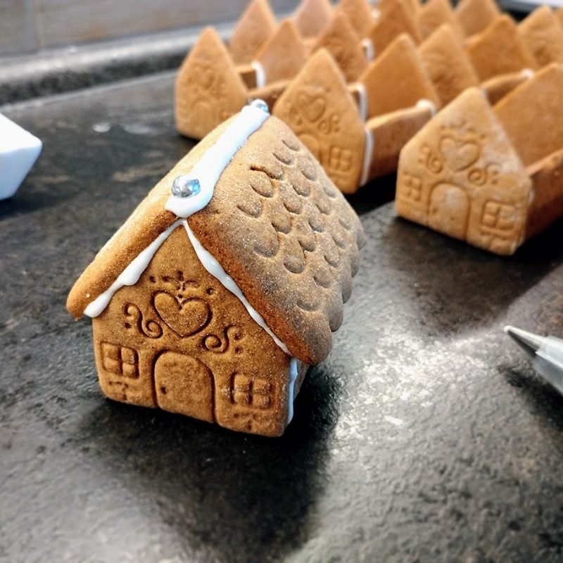 Casinha de Biscoito Natalina - Comprar com Melhor Preço em Lanches