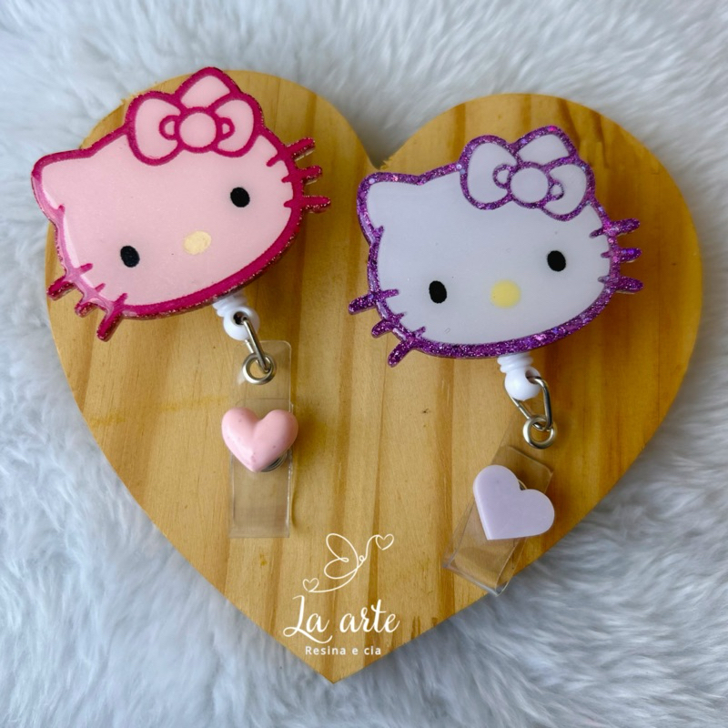 Porta-Crachá Retrátil Hello Kitty personalizado