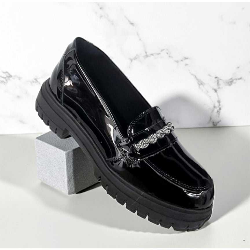 Sapato Mocassim Feminino Casual Preto Verniz  com Strass Blogueira  Super Confortável Promoção Imperdível