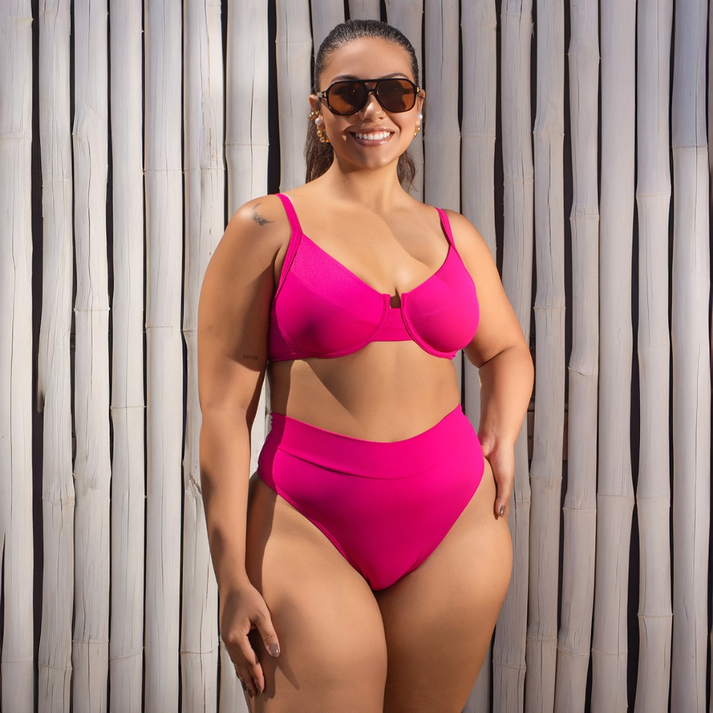 Biquini meia taça Plus size reforçado alta sustentação calcinha cós alto hot pant Poliamida