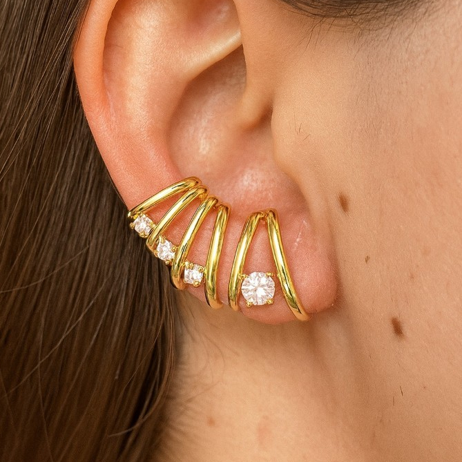 Brinco Earcuff Com Zircônias Cravejado Pedras Brilhantes de Pressão - Dourado ou Prata