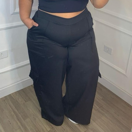 Calça cargo alfaiataria Plus size