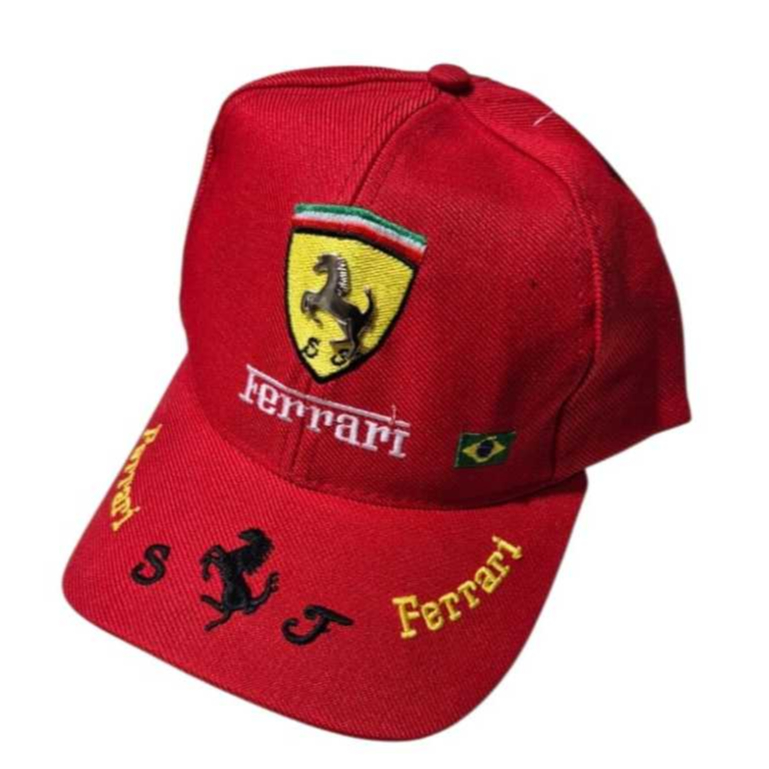 Boné Ferrari Formula 1 Aba Curva Preto, Vermelho, Branco