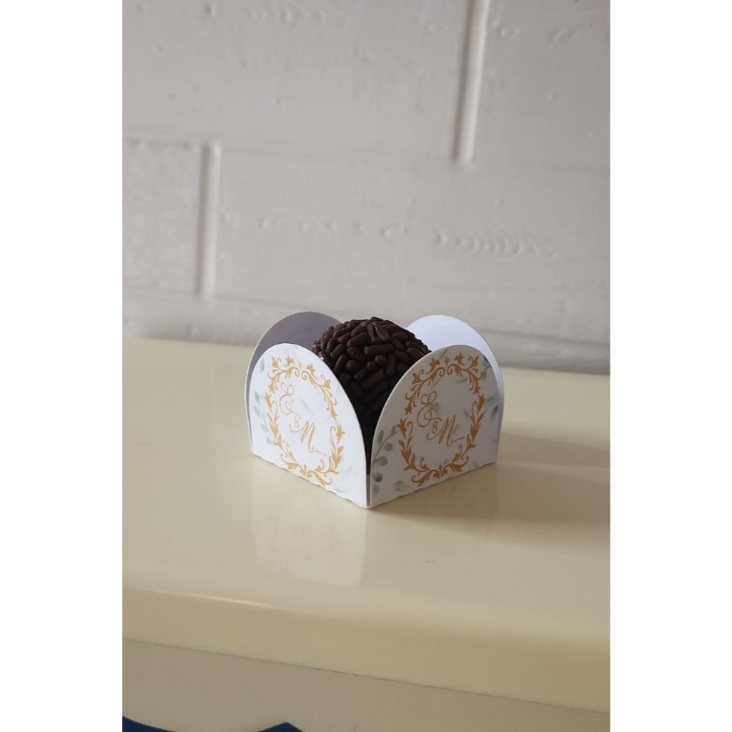 envio imediato - forminha 4 pétalas casamento | forminha de brigadeiro | personalizada | aniversário