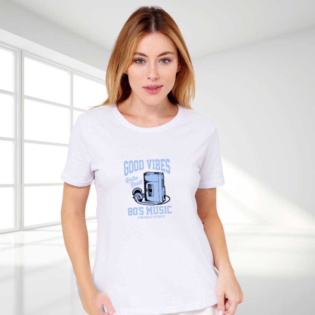 Camiseta Básica Branca Unissex Linda Personalizada com Estampa Good Vibes Estilo e Conforto | Em Poliéster e Elastano