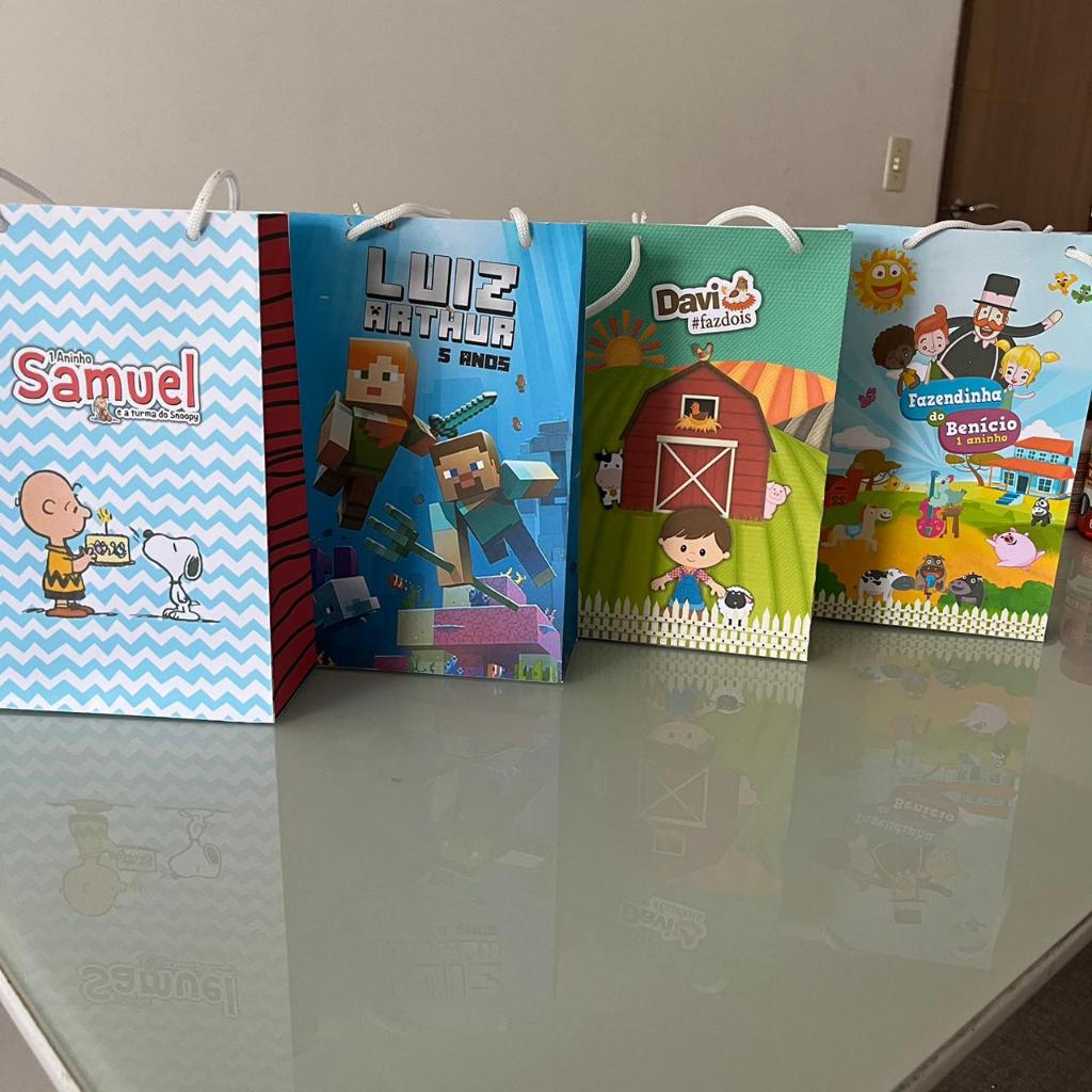 Sacolinhas Personalizadas de Festa Diversos Temas 21x13,5x6cm | PEGUE E MONTE em Oferta na Shopee
