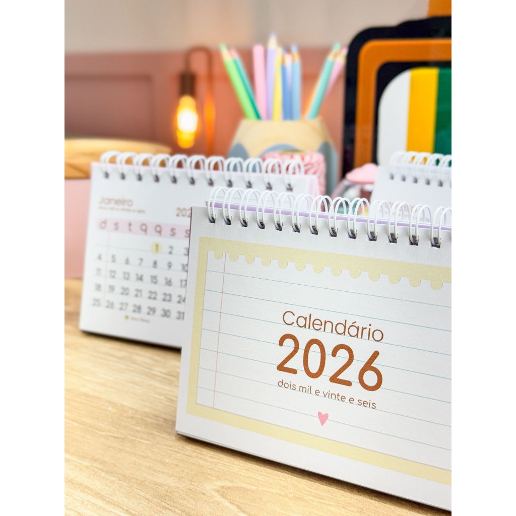 Calendário de Mesa 2026 A6 Horinzontal | Capa Dura | Design Elegante e Compacto