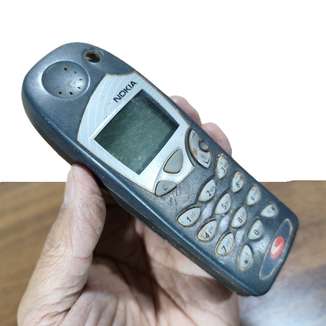 Celular Antigo Não Funciona Peça Coleção Raridade Nokia 512s