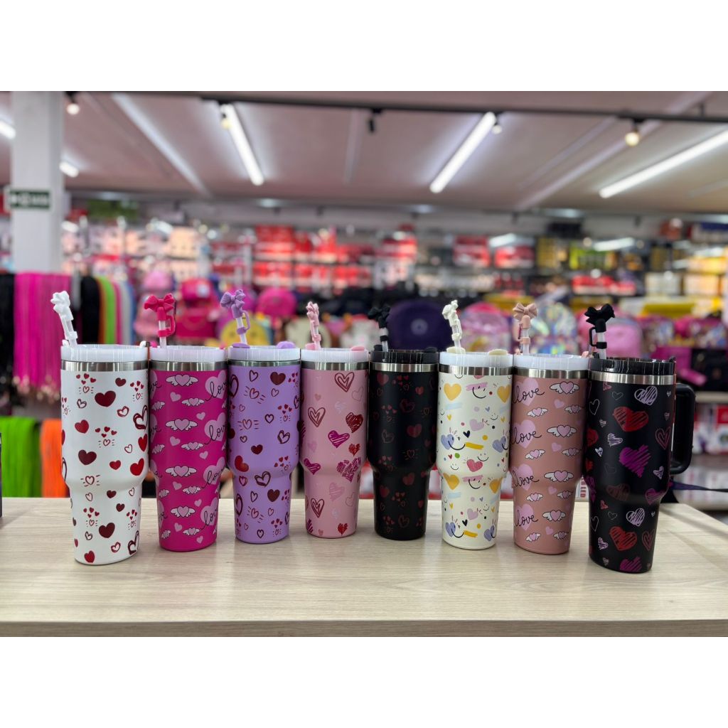 Copo Termico Com Laçinho no Canudo SOMENTE 1200ML em Oferta na Shopee