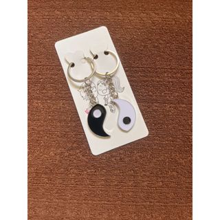 Chaveiro da Amizade Metálico – Um Completa o Outro 💞 | Casal, Melhor Amigo, Presente Criativo em Oferta na Shopee