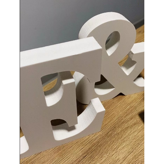 Kit com 3 Letras Brancas 12cm – Kit para Decoração Romântica, Namoro, Casamento