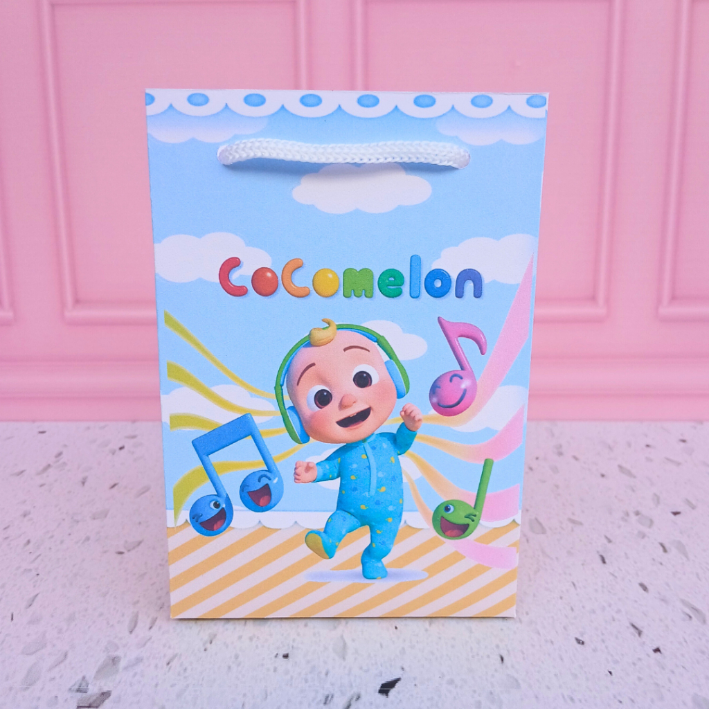 Sacolinha Surpresa Cocomelon  - Personalizados - Lembrancinha - Festa Infantil -Aniversário / PEGUE E MONTE
