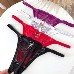 Kit 5 Calcinhas Fio Dental com Pingente Sexy Tanga Sensual Feminina Lingerie com Regulagem
