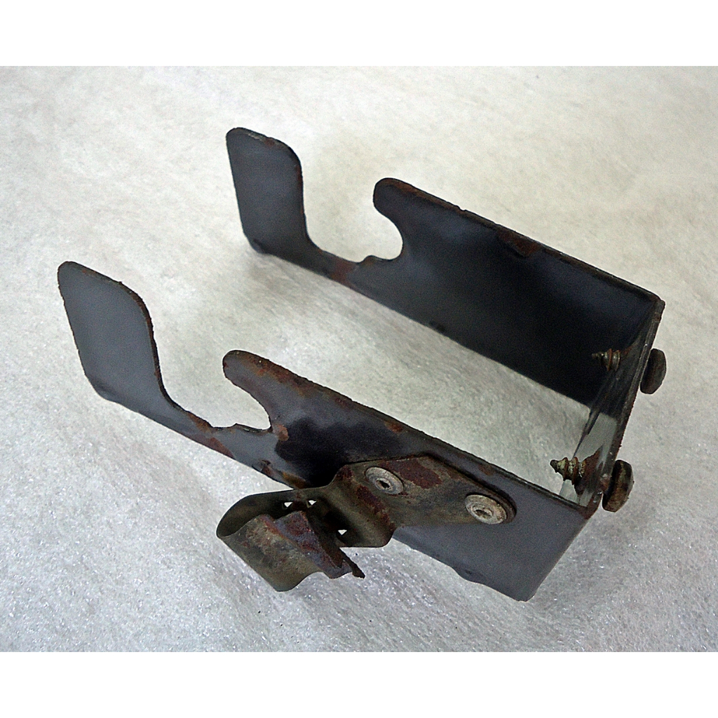 Suporte do Queimador do Forno Fogão Continental 2001 Stander MB - Cód. 25100615