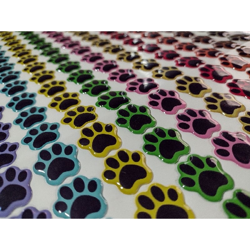 PATINHA COLOR RESINADOS EM CARTELA PARA ENFEITE DE LAÇOS COM 240 UNIDADES