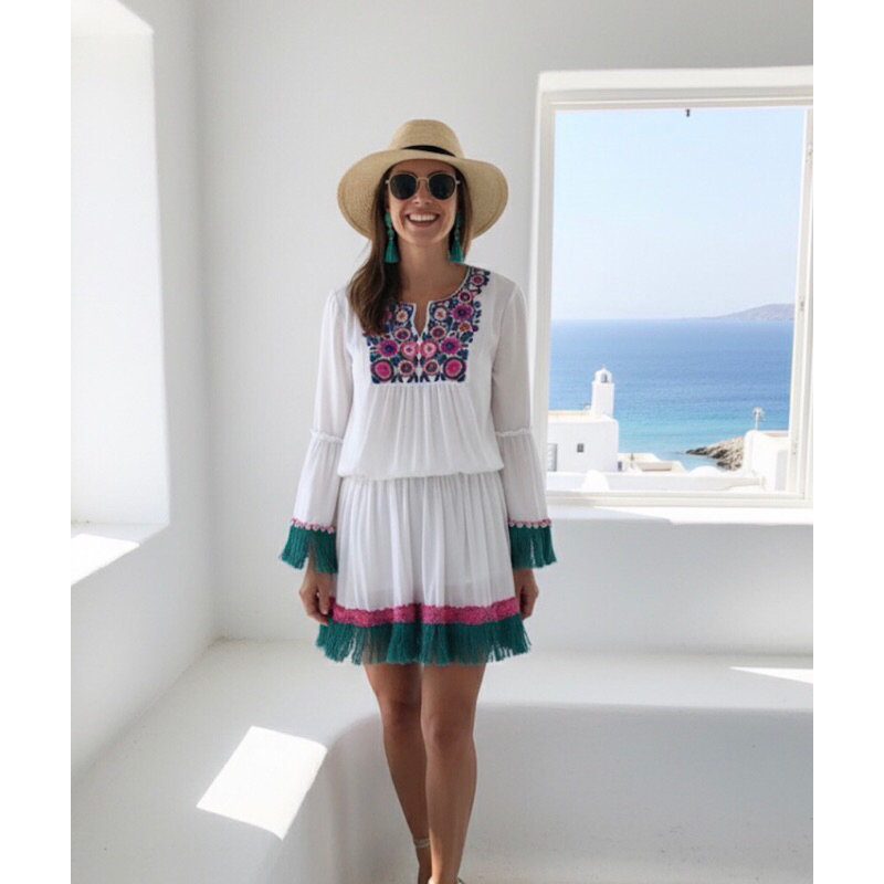 Bata feminina saida de praia viscose boho chic bordada na pala com franja e manga longa