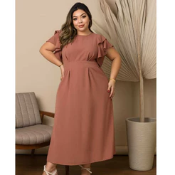 Vestido Longo Soltinho Plus Size com Babado nas Mangas – Elegância e Conforto para Todas as Ocasiões