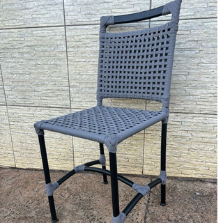 Cadeira Palmas em Alumínio com Assento em Corda Náutica Design Moderno Confortável mesa área gourmet