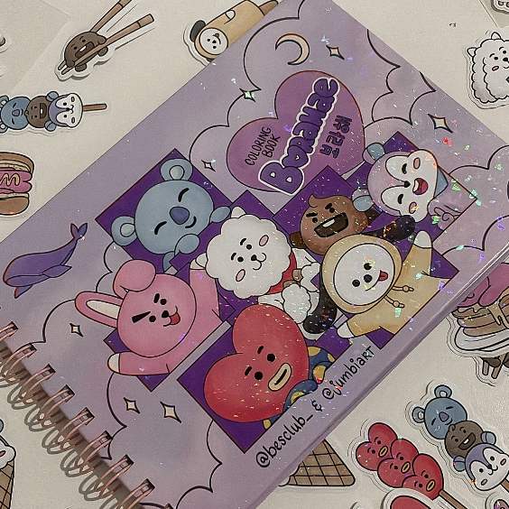 Livro de colorir BTS - BANGTAN SONYEONDAN - BT21 - KPOP - Holográfico.