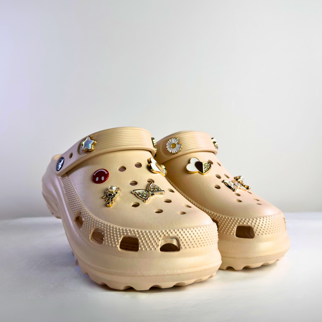 Broche de Sapato Dourado: Onde Comprar | BuscaProdutos