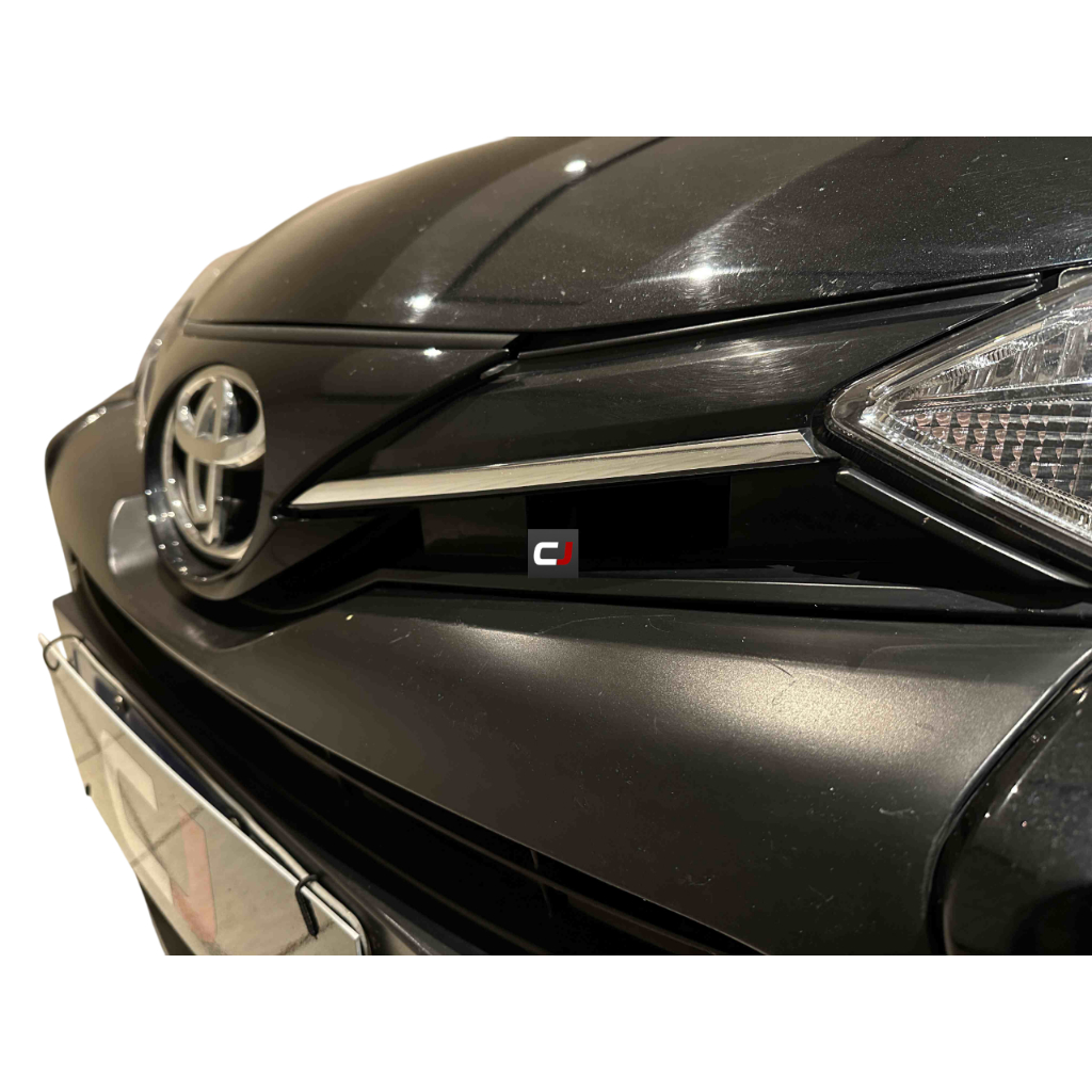 Aplique Friso Grade Par Filete Cromado Toyota Yaris 2023+ em Oferta na Shopee