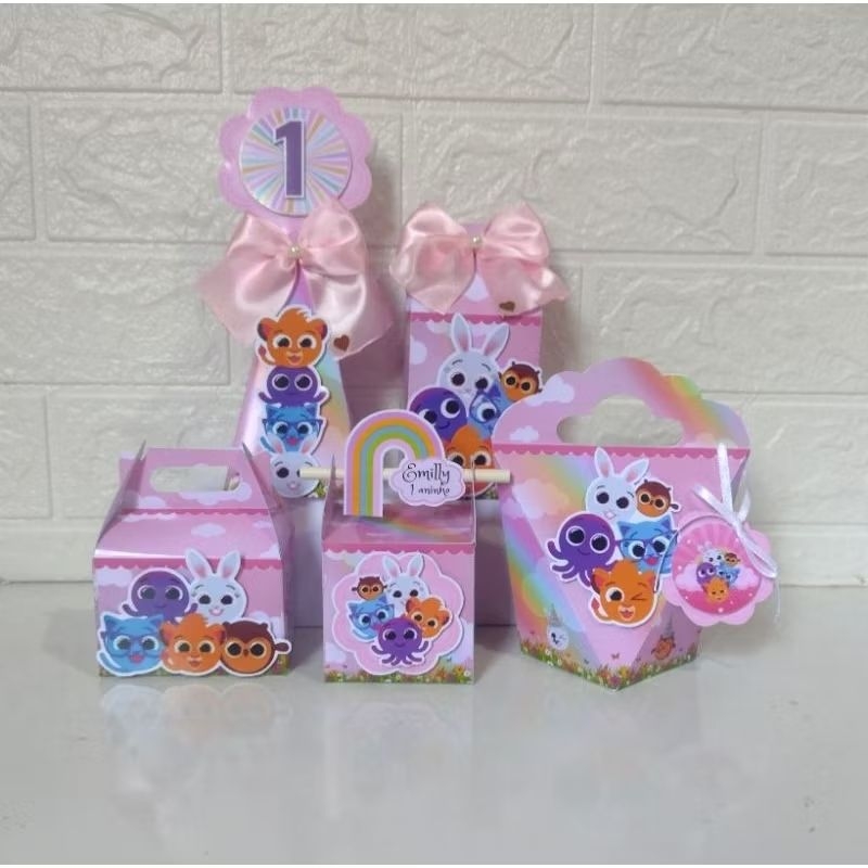 kit clássico de caixinhas personalizada para lembrancinhas  festa de aniversário, tema Bolo fofo rosa, leia a descrição.