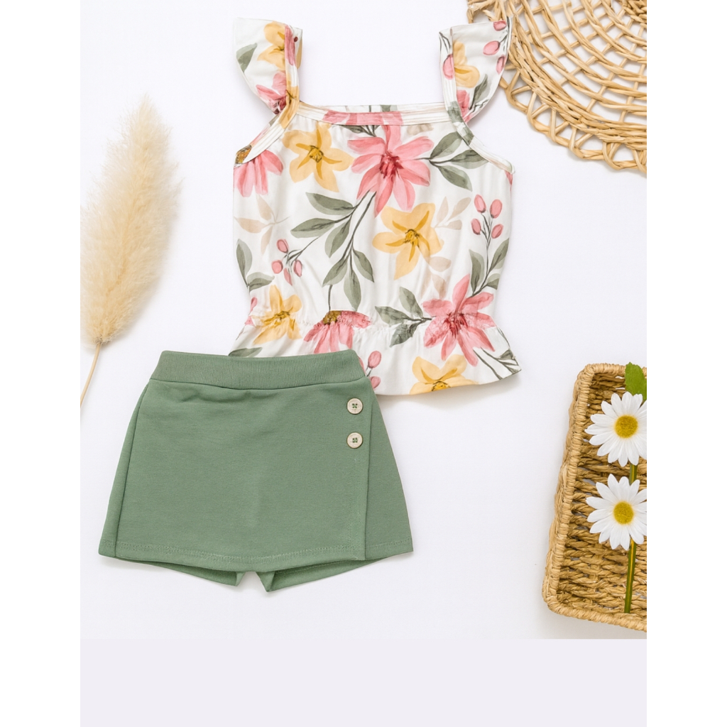 Conjunto Blusa de Alça Sublimada + Shorts Moletinho com Aplique em Oferta na Shopee