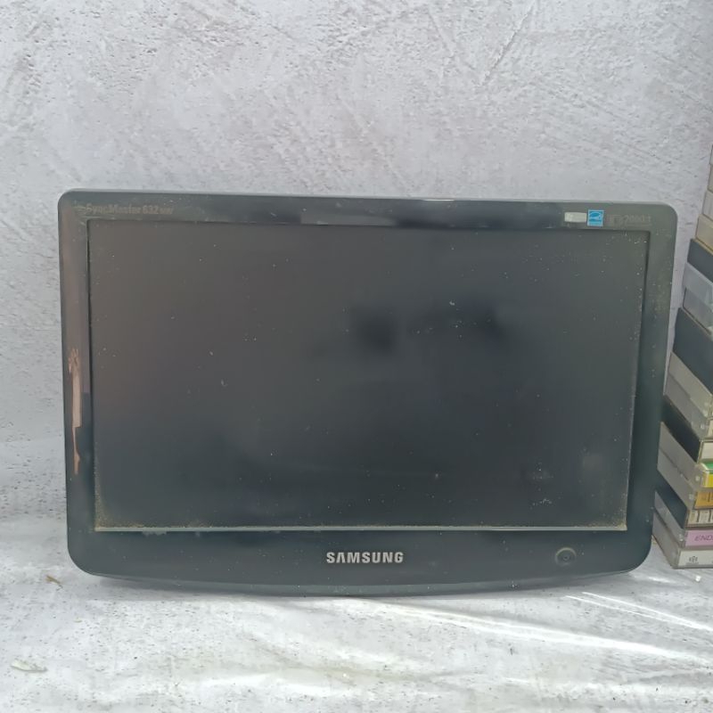 Monitor Samsung 15" (ver anúncio)