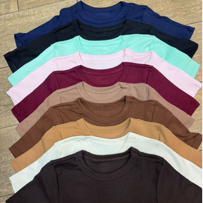 Blusa Canelada Feminina Manga Curta Básica, Confortável e em Diversas Cores