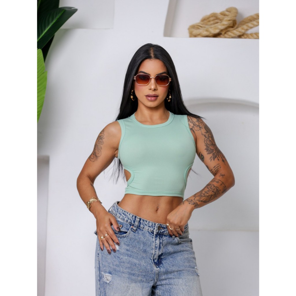 Blusa Cropped Feminina Ribana Com Recorte Lateral Moderno Moda Blogueira Tendência