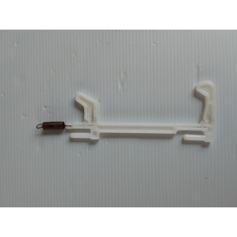 Trava da porta e mola do microondas Brastemp bms25abhna usada