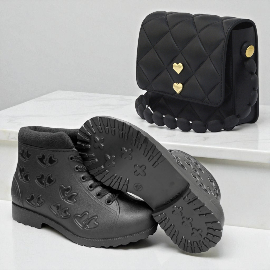 Conjunto Infantil Bota + Bolsinha Coração Feminino | Material Confortável E Impermeável J&Sbarros