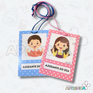PAR DE CRACHÁS PLASTIFICADO PARA SALA DE AULA – AJUDANTE DO DIA em Oferta na Shopee