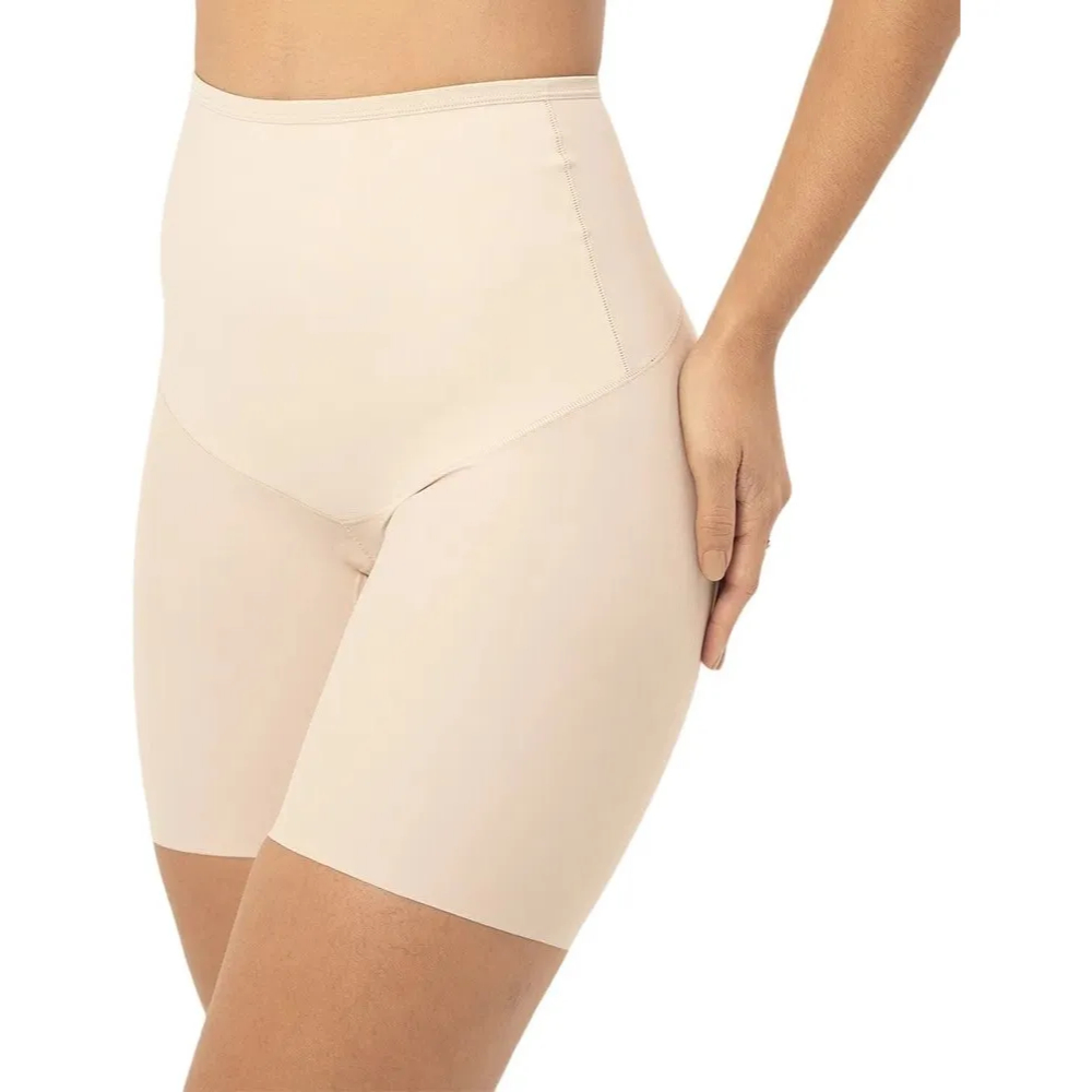 Bermuda Modelada Reforçada Corte Á Laser Delrio 531022 em Oferta na Shopee