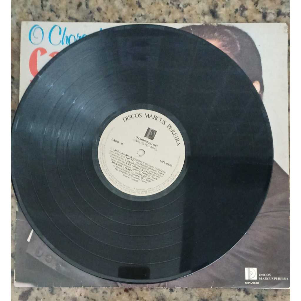 Disco de Vinil O Choro do Rei Carlos Poyares Interpreta Roberto Carlos/ Lp Usado
