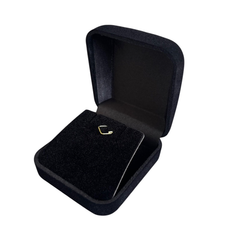 Caixinha de veludo para Colares, Brincos, Pingente e Pulseiras finas. caixinha de luxo/ 1unidade. em Oferta na Shopee