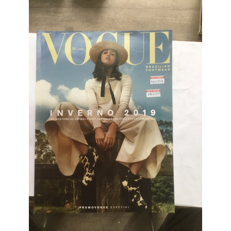 Revista Vogue Brasil - Brazilian Footwear / Inverno 2019