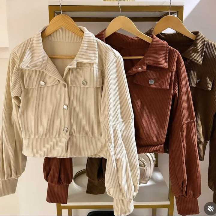 Jaqueta Veludo Inverno Casual Feminina Veludo Cotele Canelado de manga bufante com botões em Oferta na Shopee