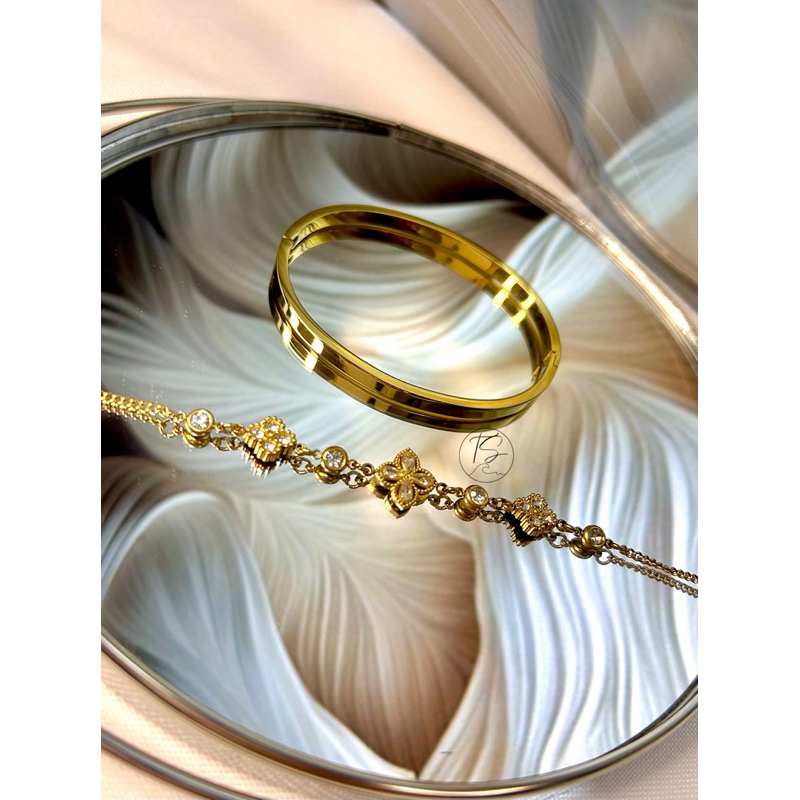 Kits Pulseira Trevo Dourada Pedras Brilhantes Bracelete Mini Cristais Dourado em Aço Inoxidável 316L
